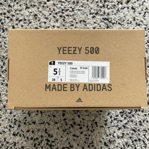 YEEZY 500